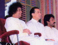 Sathya_Sai_Baba